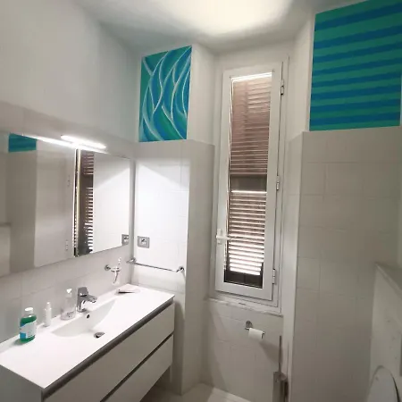 View! Panoramic Overlooking *