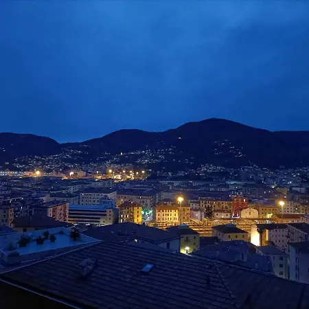 View! Panoramic Overlooking Apartman *